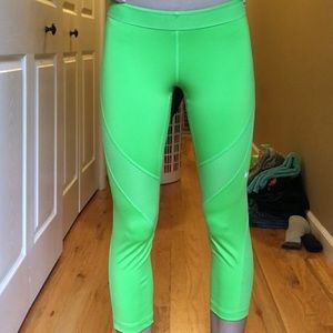Nike Pro Hypercool Women's Training Capris